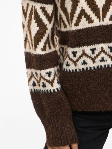 VILA - Jersey 'VILAENA' en marrón