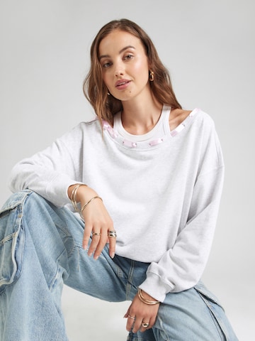 Sweat-shirt HOLLISTER en gris : devant