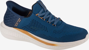 Baskets basses SKECHERS en bleu : devant