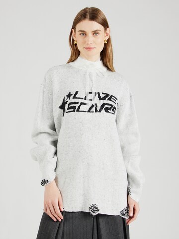 Pull-over oversize Love Scars en blanc : devant