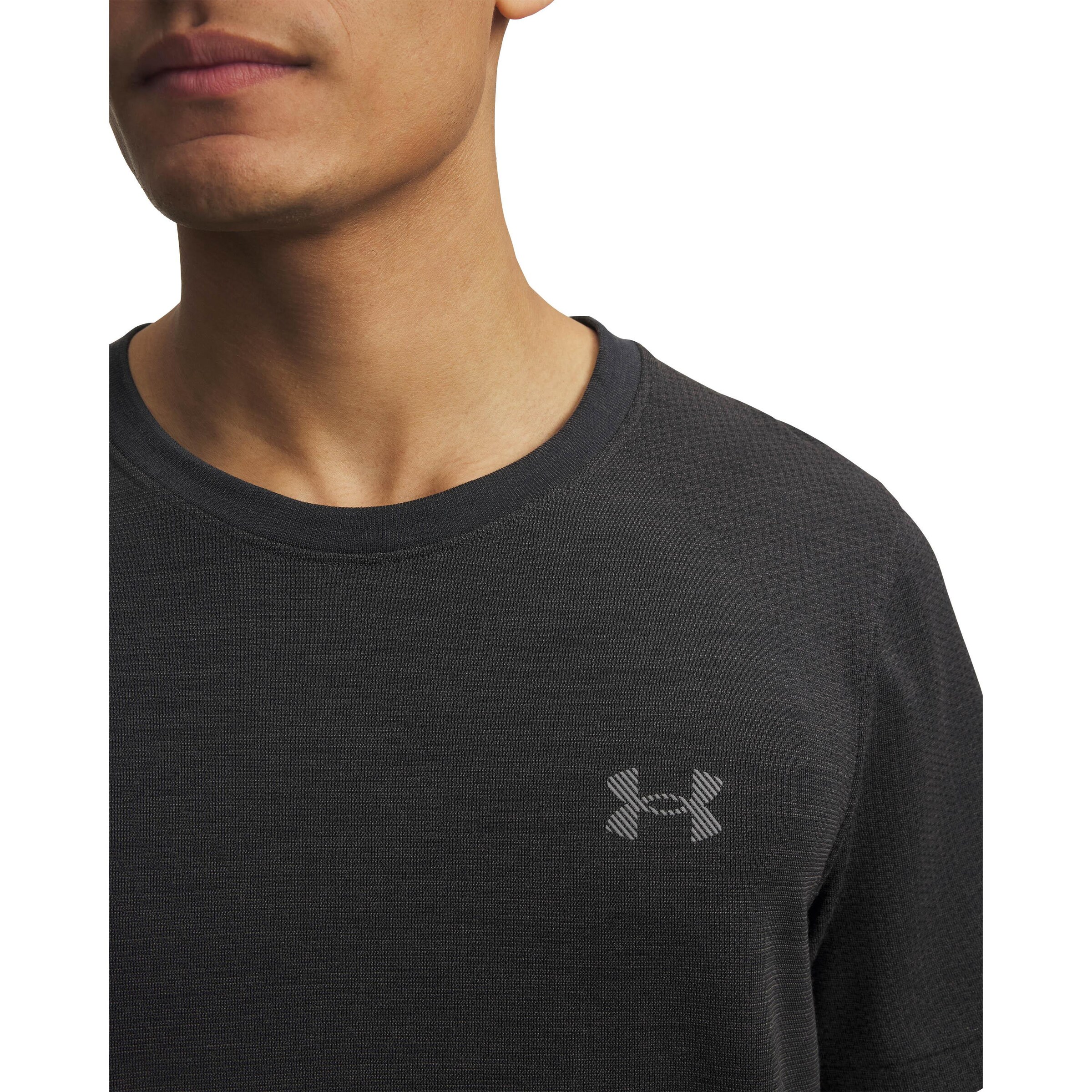 UNDER ARMOUR Performance shirt 'Wool Run' in Black