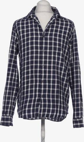 Closed Button Up Shirt in L in Blue: front