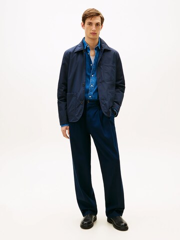 TOMMY HILFIGER Jacke in Blau