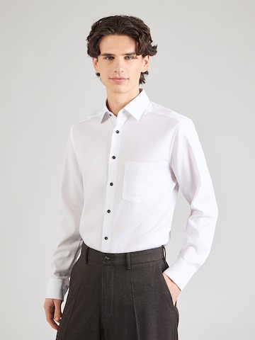 OLYMP - Ajuste regular Camisa de negocios 'Luxor' en blanco: frente