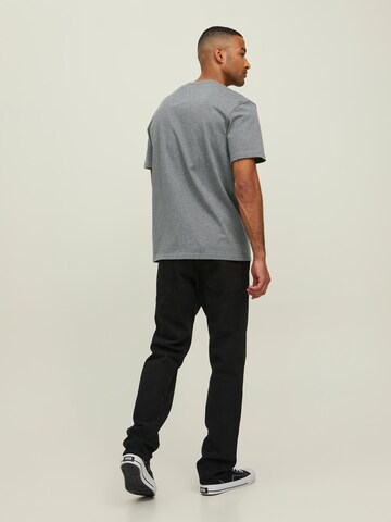 R.D.D. ROYAL DENIM DIVISION T-Shirt 'RDDEddy' in Grau
