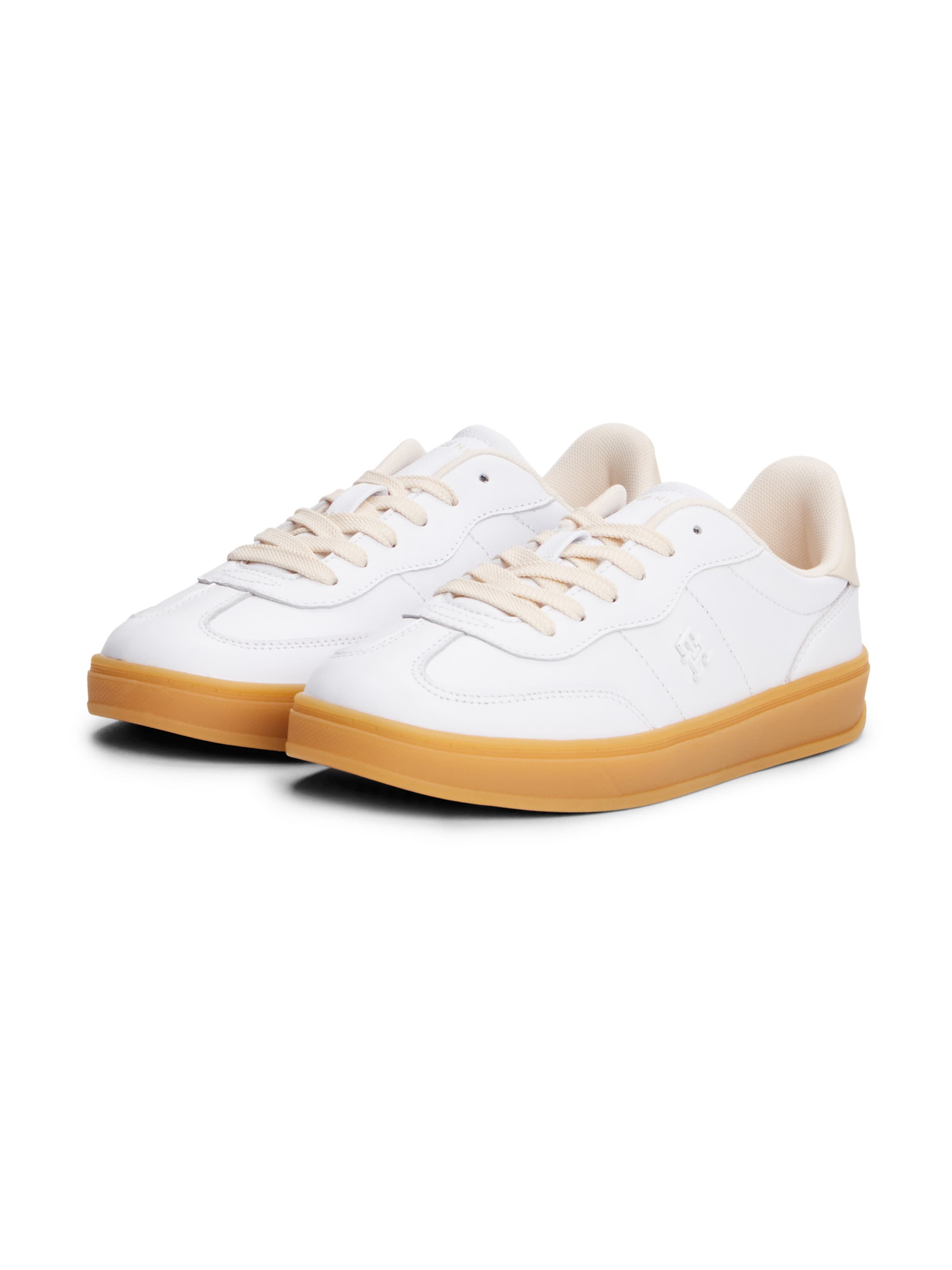 TOMMY HILFIGER Σνίκερ χαμηλό 'Premium Heritage' σε λευκό