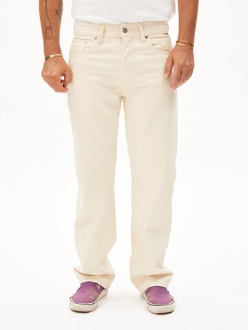 ARMEDANGELS Regular Jeans in Beige: front