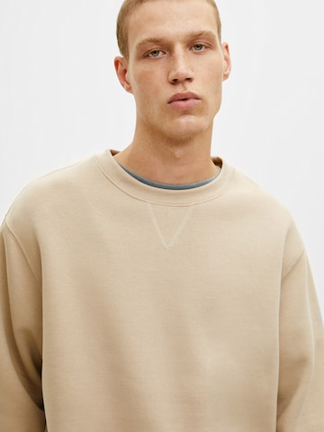 Pull&Bear Sweatshirt i beige