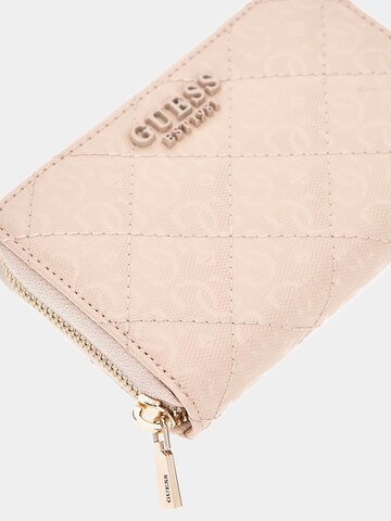 GUESS Portemonnaie 'Laurel' in Pink