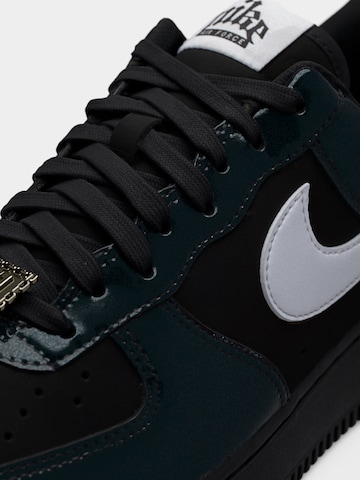 Nike Sportswear Rövid szárú sportcipők 'Air Force 1 '07 LV8' - fekete