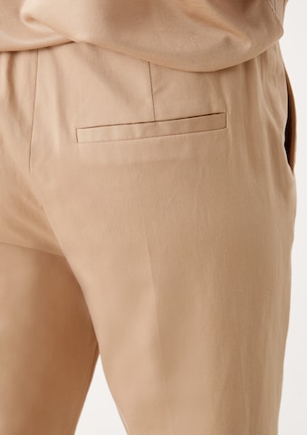 s.Oliver BLACK LABEL Štandardný strih Chino nohavice - Béžová