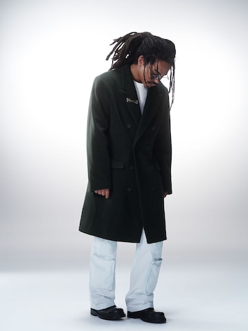 Luka Sabbat for ABOUT YOU Between-Seasons Coat 'Joshua' in Green