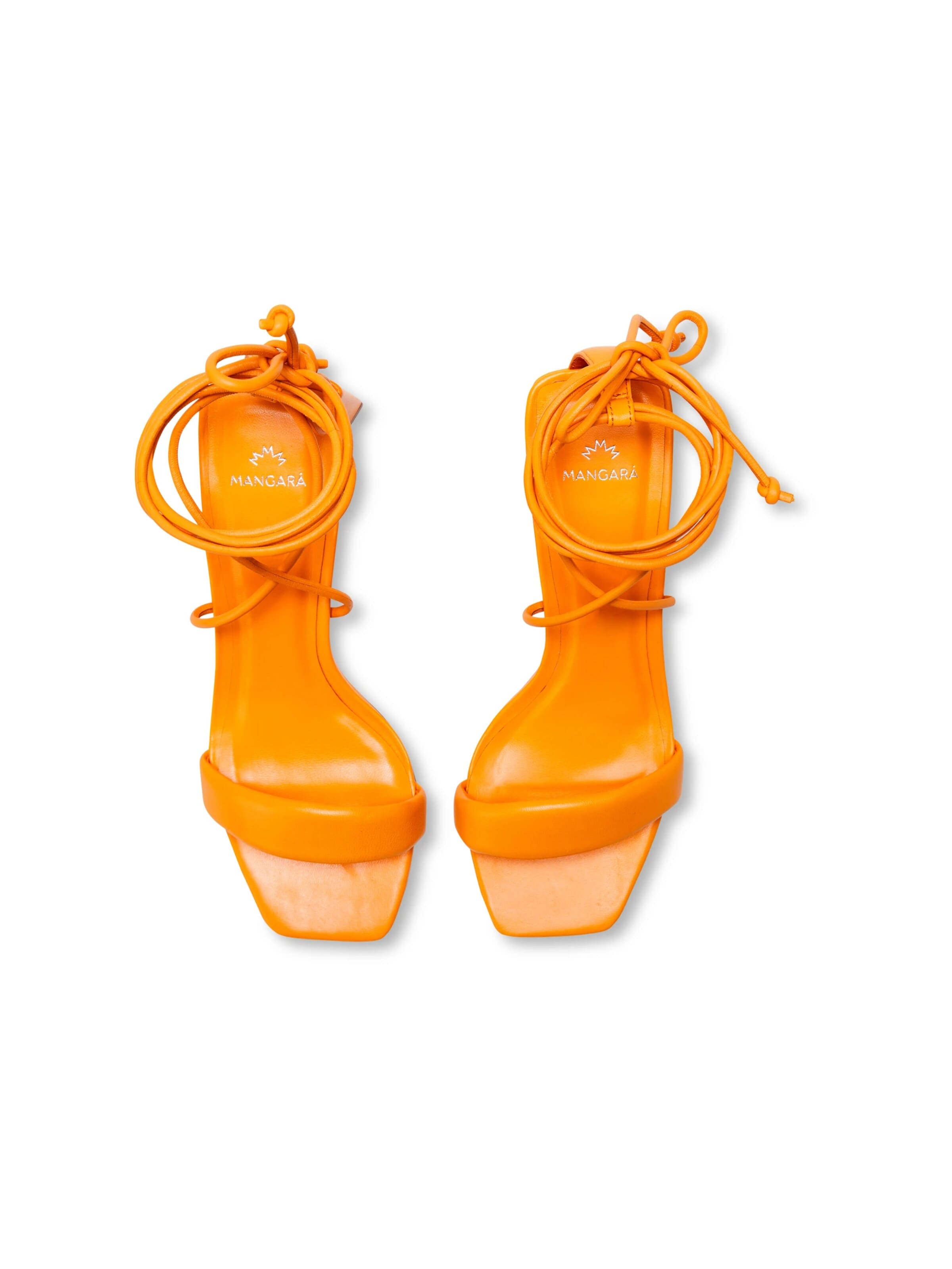 Mangara Atelier - Sandalias con hebilla 'Caúna' en naranja