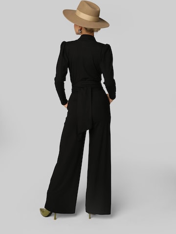 Madnezz House Jumpsuit 'Burning' in Zwart