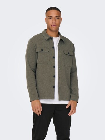 Only & Sons Comfort fit Button Up Shirt in Green: front