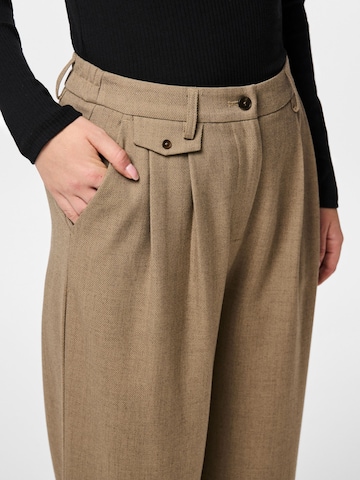 Regular Pantalon à pince 'PCBUBBLES' PIECES en marron