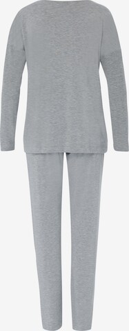 Hanro Pyjama ' Natural Elegance ' in Grau
