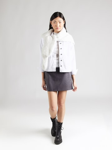 balts VERO MODA Starpsezonu jaka 'VMJAMIE'