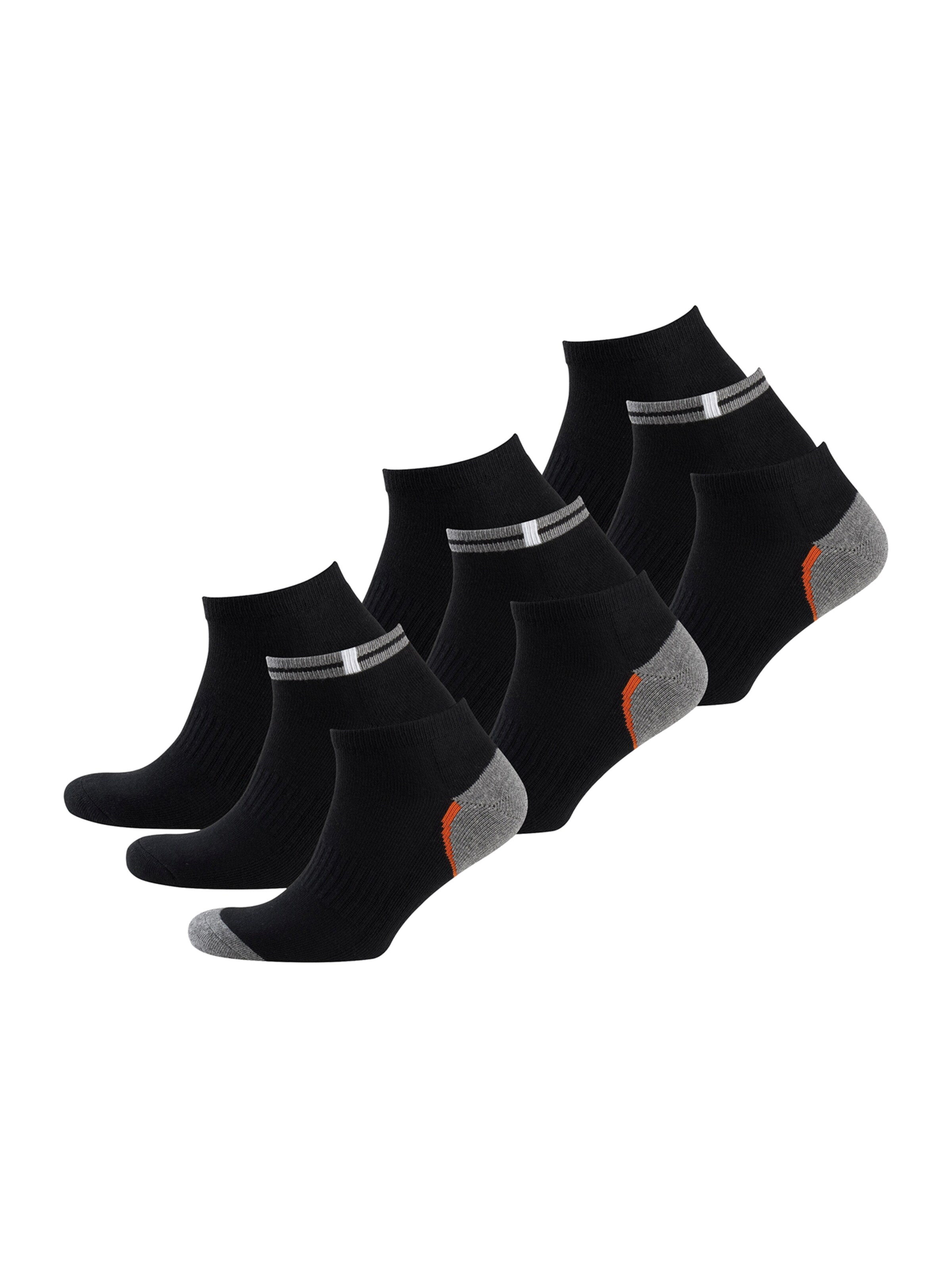 Nur Der Ankle Socks in Black: front