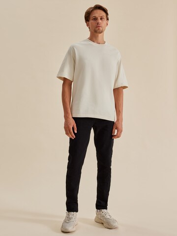 T-Shirt 'Simeon' DAN FOX APPAREL en blanc