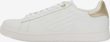 EA7 Emporio Armani Низкие кроссовки 'CLASSIC' в Белый: спереди