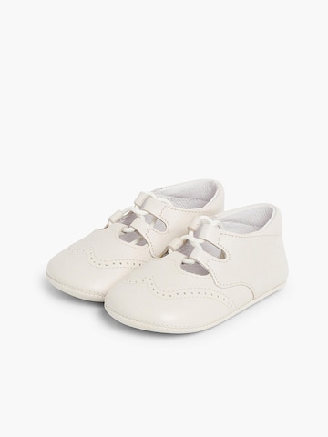 Scarpa bassa di Pisamonas in beige