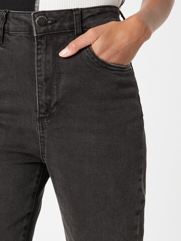 Cotton On - Slimfit Vaquero en negro