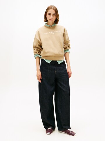 TOMMY HILFIGER Sweatshirt i beige