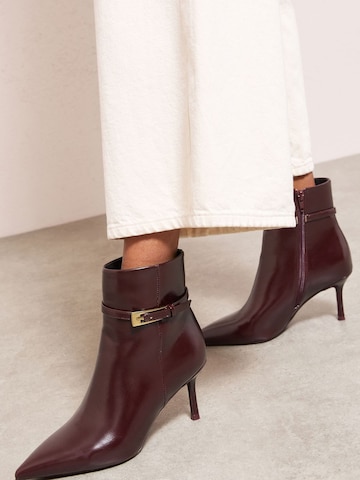 Friends Like These Bokabakancsok - piros