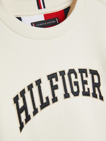 TOMMY HILFIGER Суичър 'Varsity' в бяло