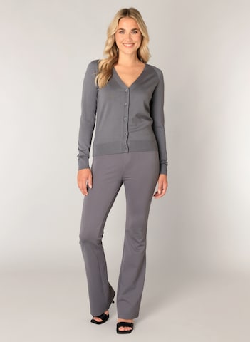 BASE LEVEL Strickjacke in Grau