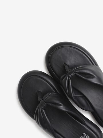 BRONX T-Bar Sandals in Black