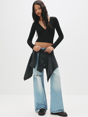 Pull&Bear Shirt in Zwart: voorkant