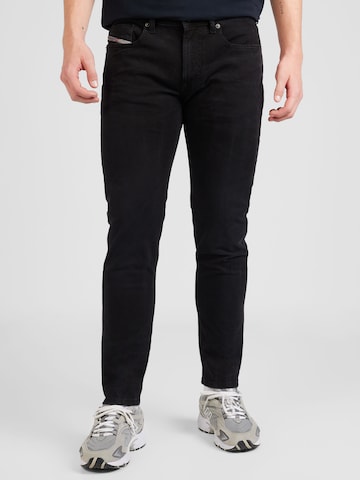 DIESEL Slim fit Jeans '1979 SLEENKER' in Black: front
