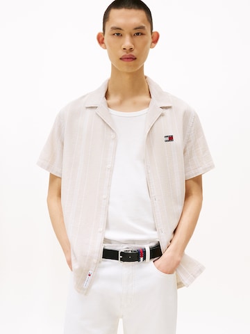 Tommy Jeans Regular Fit Hemd in Beige: Vorderseite