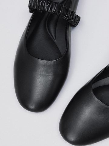 Ballerines à lanières Next en noir