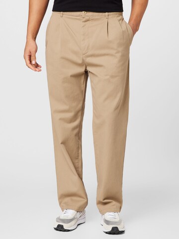 Carhartt WIP Regular Pleat-Front Pants 'Salford' in Beige: front