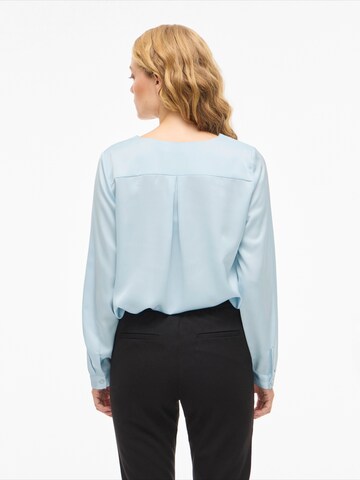 Bluză 'VIELLETTE' de la VILA pe albastru