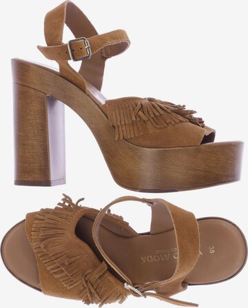 VERO MODA Sandals & High-Heeled Sandals in 38 in Brown: front