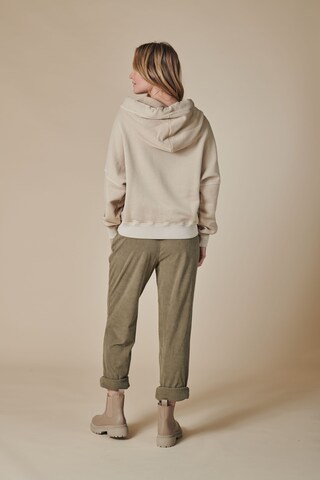 Zhrill Sweatshirt in Beige