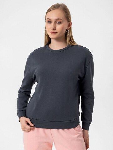 Cool Hill Sweatshirt in Blue: front