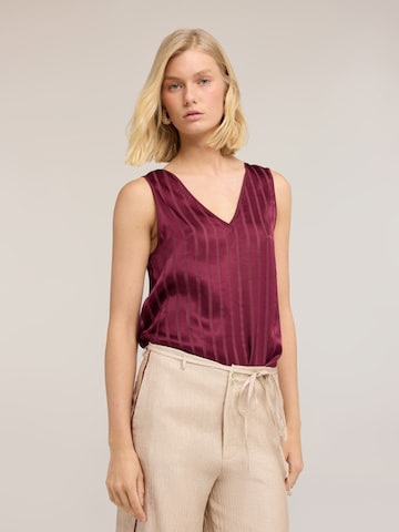 MOTIVI Top in Rood: voorkant