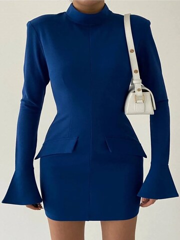 WOMAN VISION Jurk in Blauw: voorkant