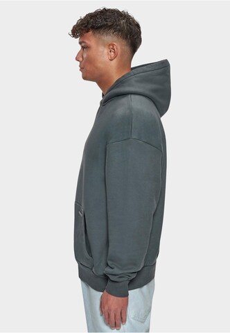 Dropsize Sweatshirt 'Bazix Republiq' i blå