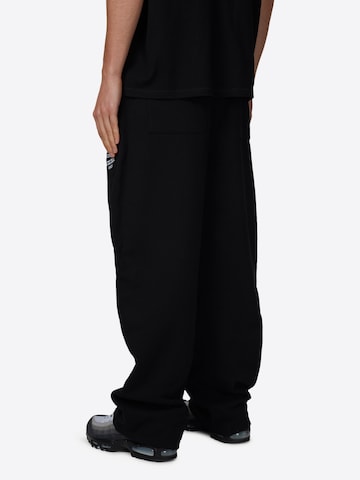 Loosefit Pantaloni di Good For Nothing in nero