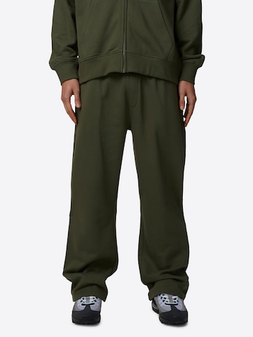 Loosefit Pantaloni di Good For Nothing in verde: frontale