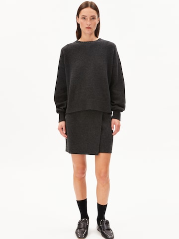 Pull-over ARMEDANGELS en gris