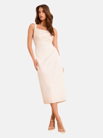 Robe Lipsy en blanc : devant