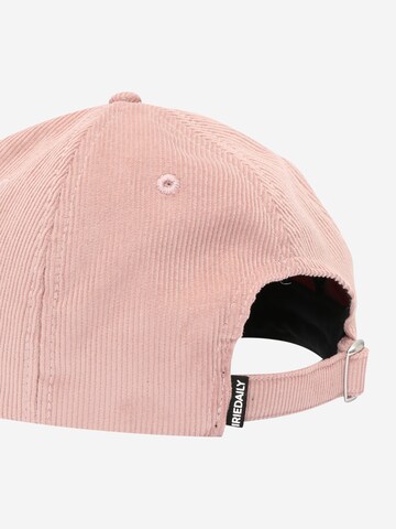 Cappello da baseball 'Dad' di Iriedaily in rosa