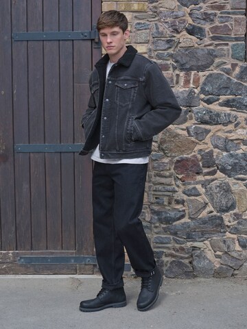 Next Kevad-sügisjope, värv must